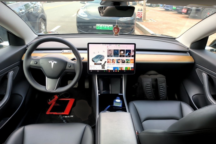 Tesla Model 3 2020 #10 Tesla Model 3 2020 immagine di auto #10