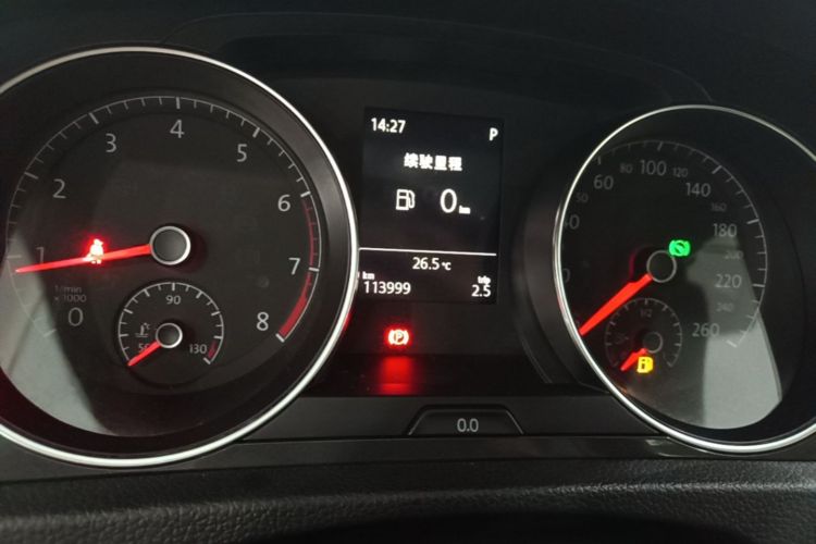 Volkswagen Golf 2019 imagen de coche #12
