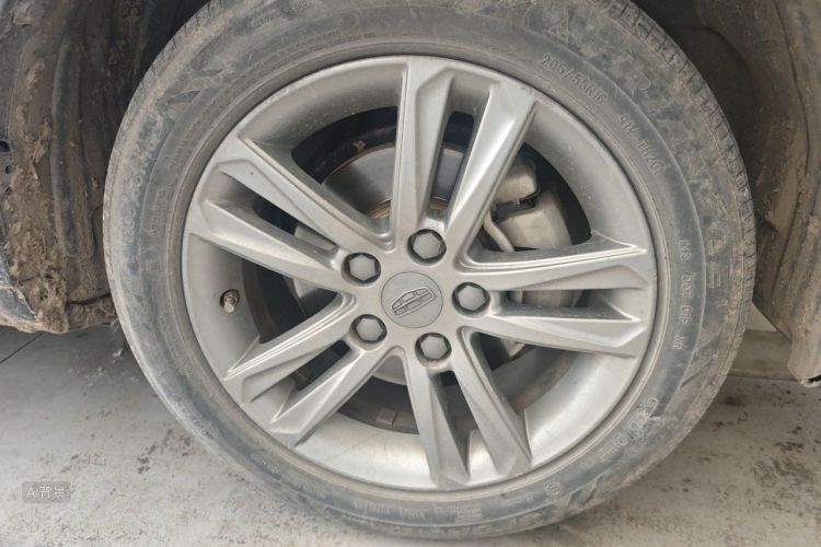 GEELY Emgrand 2017 immagine di auto #9