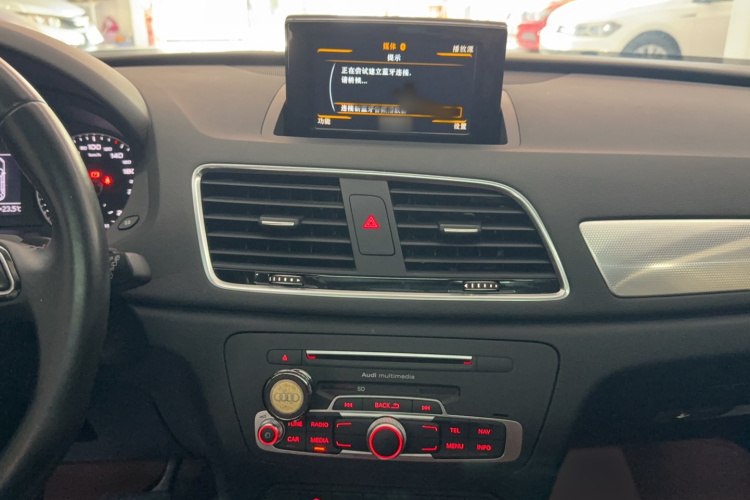 Audi Q3 2016 #14 Audi Q3 2016 car image #14