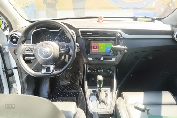 MG ZS 2018 car image #11