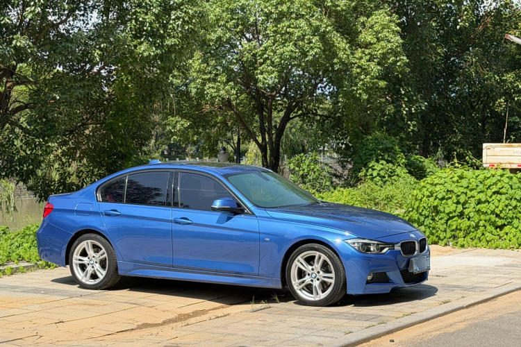 BMW 3 Series 2017 immagine di auto #4