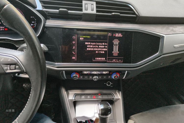 Audi Q3 2019 car image #15