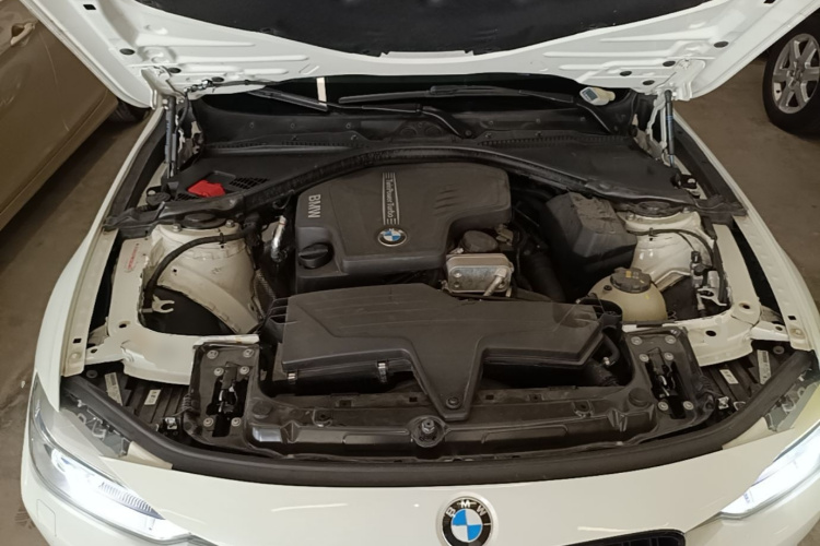 BMW 3 Series 2015 #20 BMW 3 Series 2015 immagine di auto #20