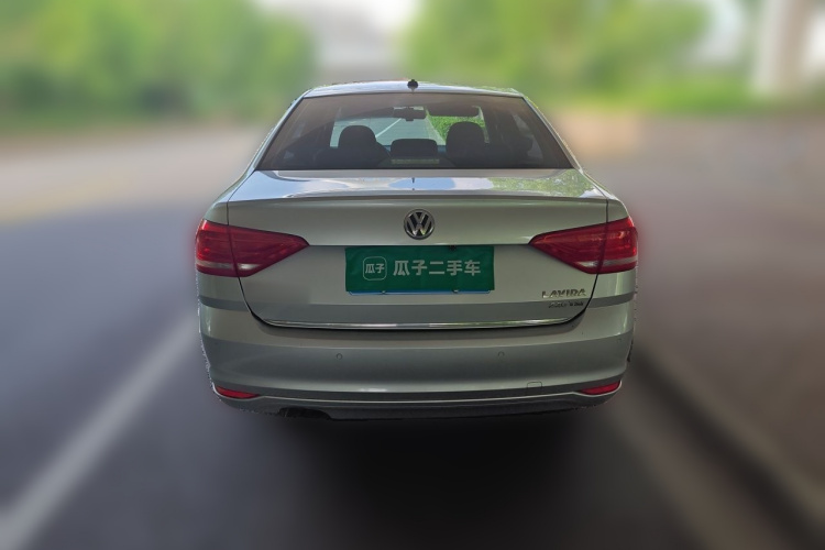 Volkswagen Lavida 2015 car image #6