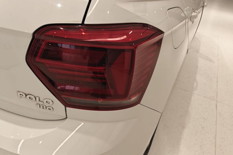Volkswagen Polo 2020 car image #8