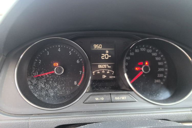 Volkswagen Lavida 2016 car image #8