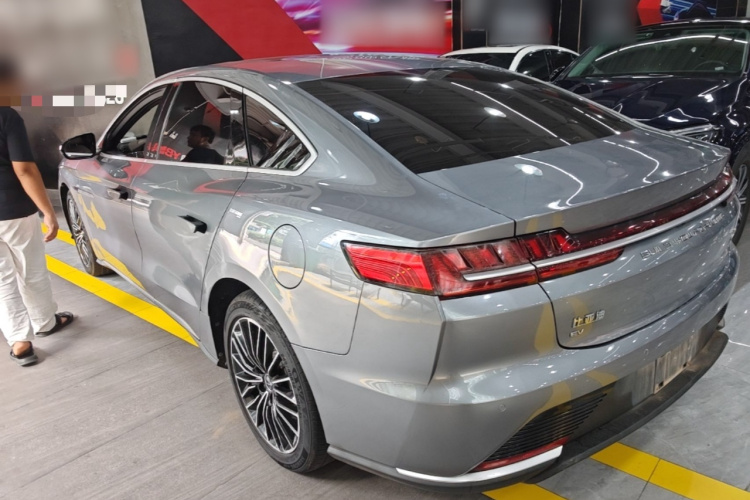 BYD Han 2022 car image #5