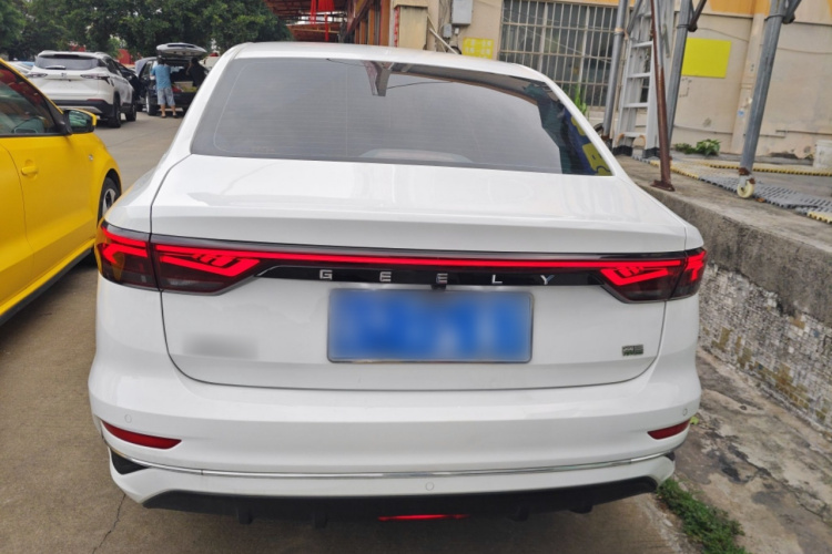 GEELY Emgrand 2022 #6 GEELY Emgrand 2022 car image #6
