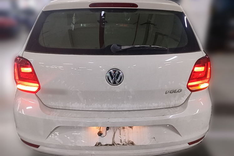 Volkswagen Polo 2017 car image #6