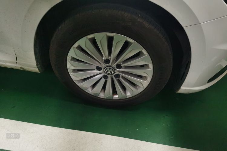 Volkswagen Lavida 2020 #9 Volkswagen Lavida 2020 car image #9