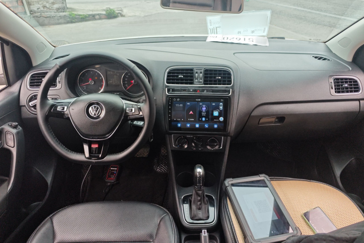 Volkswagen Polo 2018 car image #10