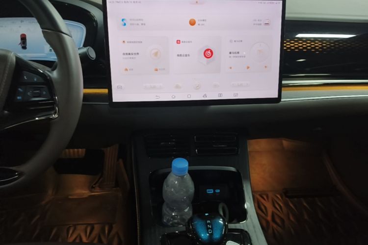 BYD Han 2022 immagine di auto #13