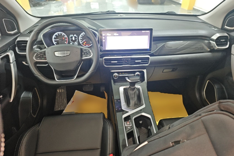 GEELY Coolray 2025 car image #10