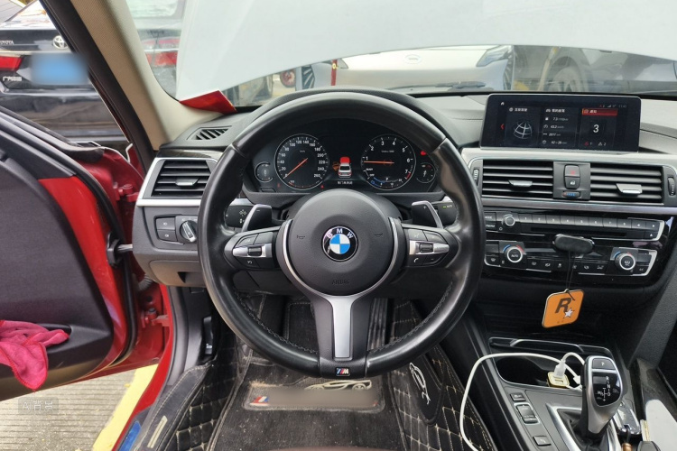 BMW 3 Series 2018 #12 BMW 3 Series 2018 car image #12