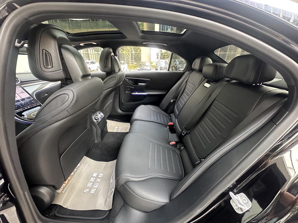 Mercedes-Benz C Class 2024 car image #8