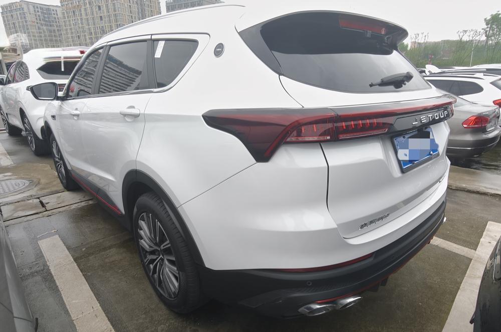 Jetour X70 PLUS 2023 car image #3
