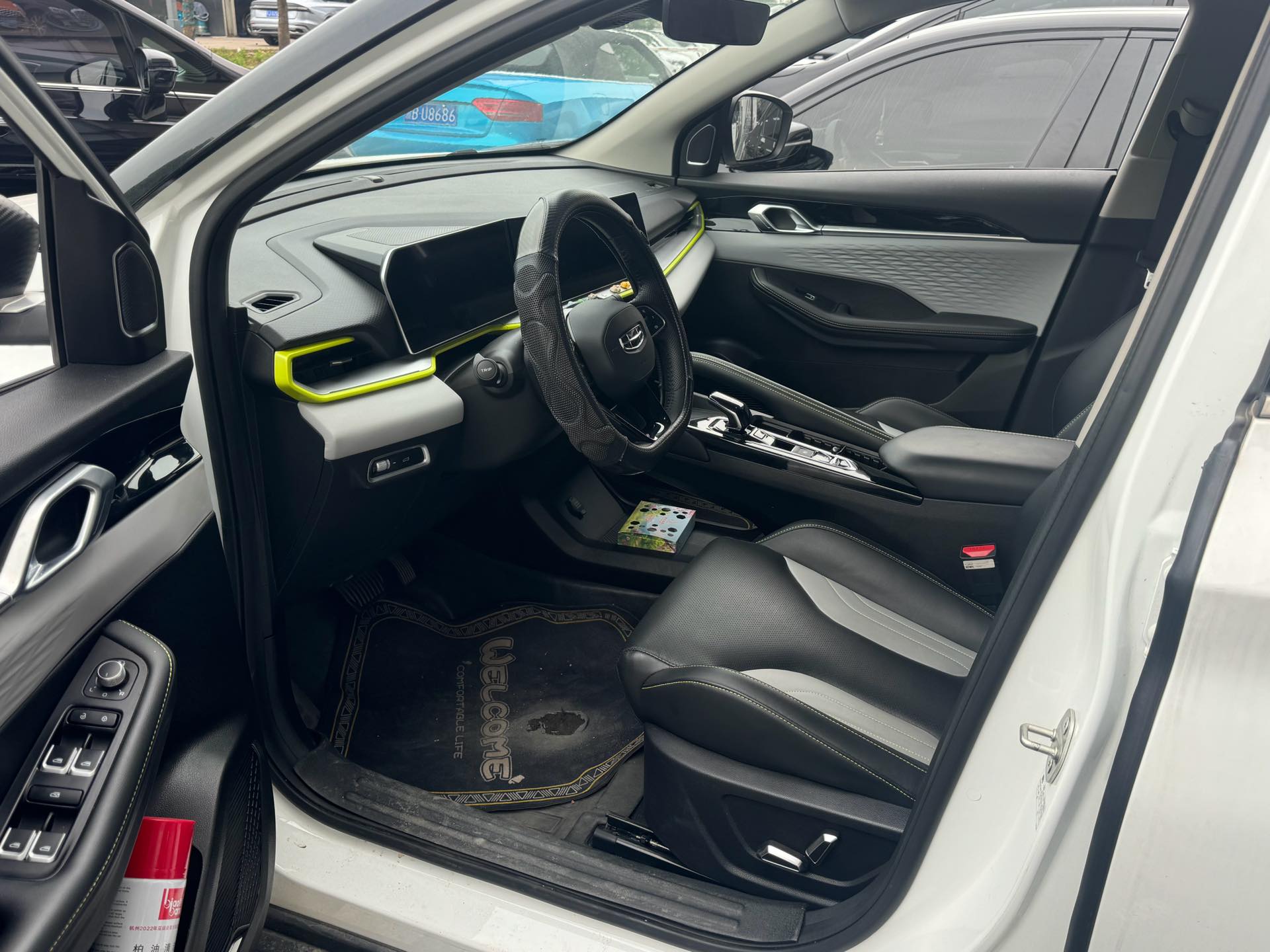 GEELY Coolray 2022 image de voiture #9