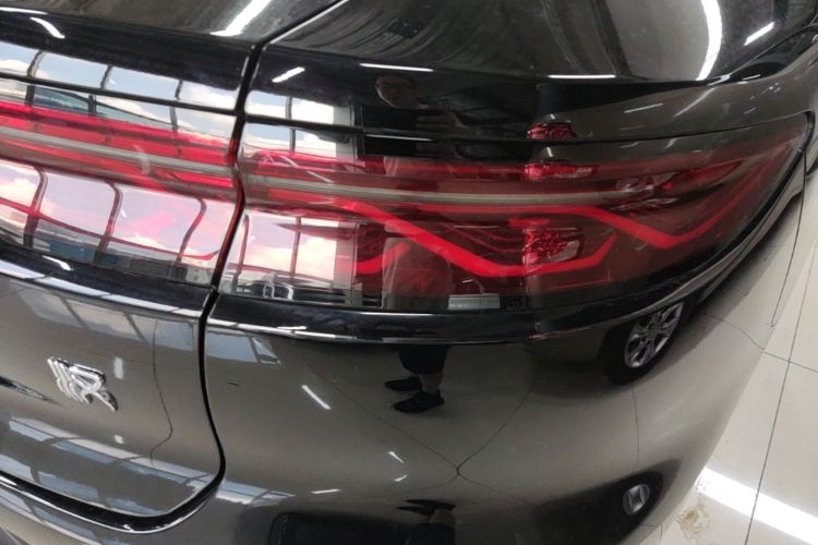 BYD Han 2024 car image #8