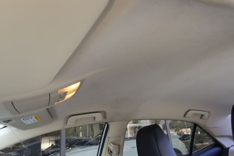 Toyota Corolla 2015 car image #18