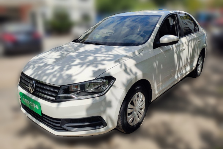 Volkswagen Santana 2019 car image #2