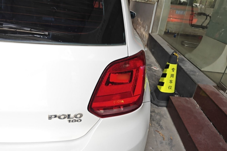 Volkswagen Polo 2017 #8 Volkswagen Polo 2017 car image #8