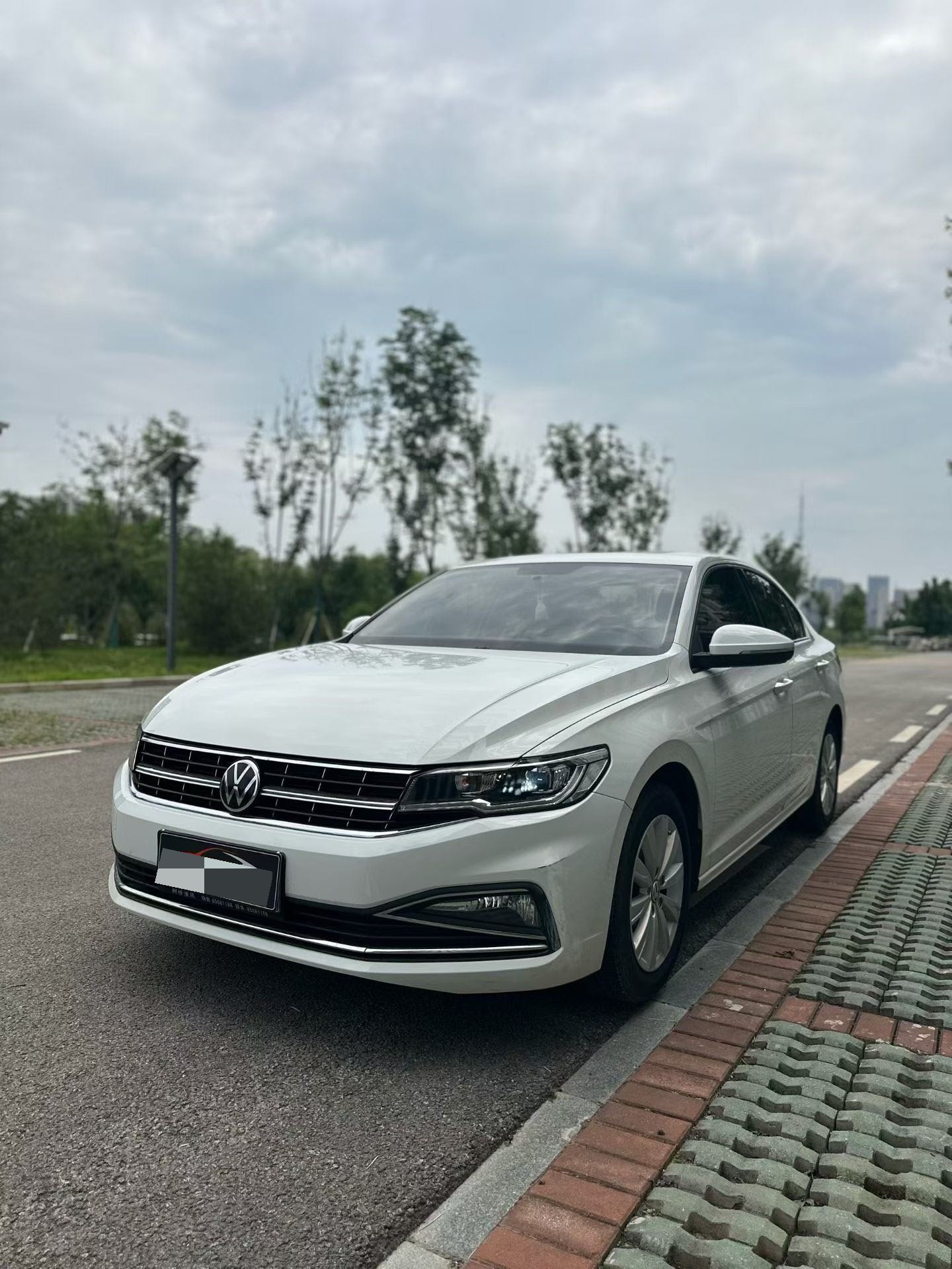Volkswagen Bora 2021 car image 