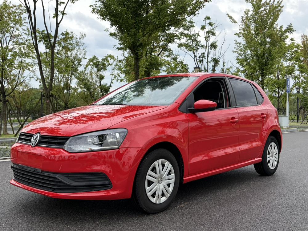 Volkswagen Polo 2016 Volkswagen Polo 2016 car image