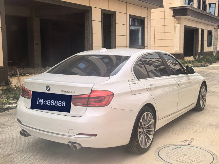 BMW 3 Series 2018 car image #4