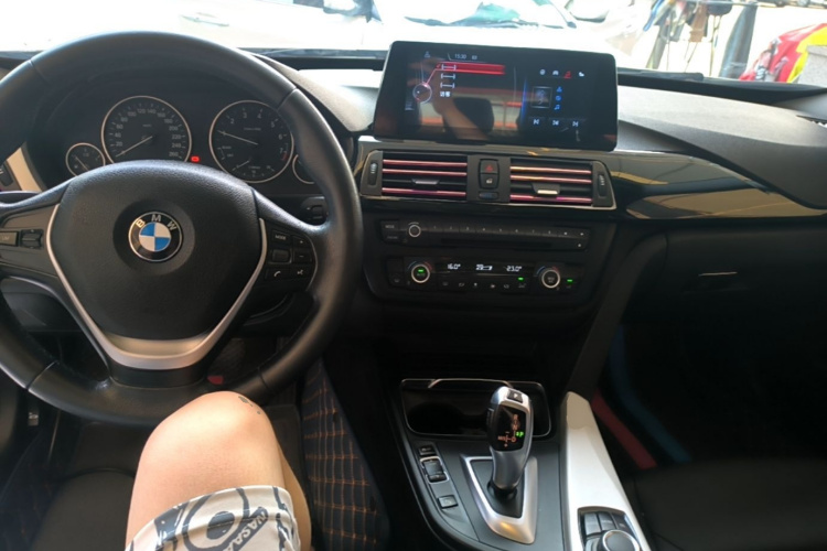 BMW 3 Series GT 2016 #15 BMW 3 Series GT 2016 car image #15