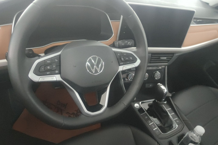 Volkswagen Bora 2025 #12 Volkswagen Bora 2025 car image #12