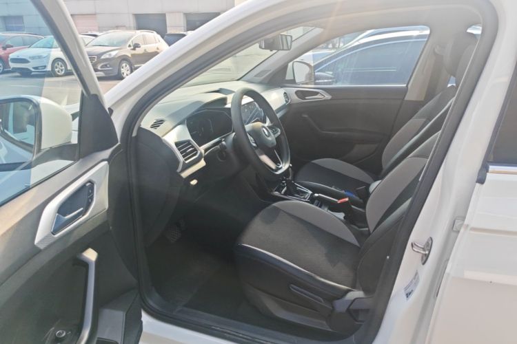 Volkswagen Tacqua 2024 imagem de carro #16