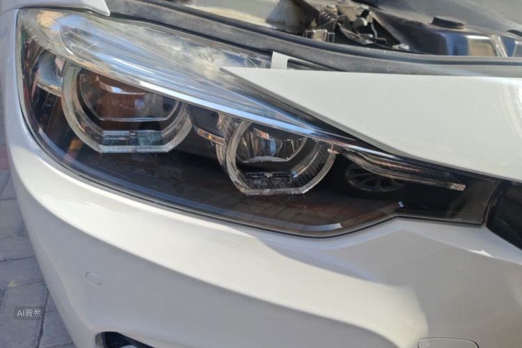 BMW 3 Series 2018 #8 BMW 3 Series 2018 car image #8
