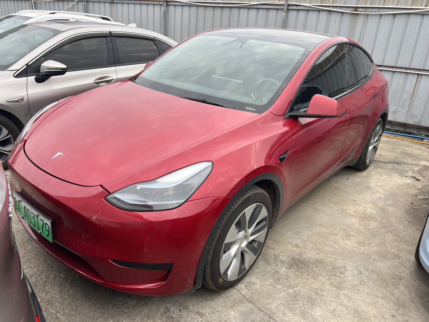 Tesla Model Y 2023 Tesla Model Y 2023 car image