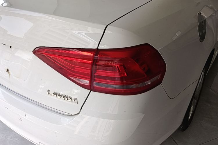 Volkswagen Lavida 2016 car image #8