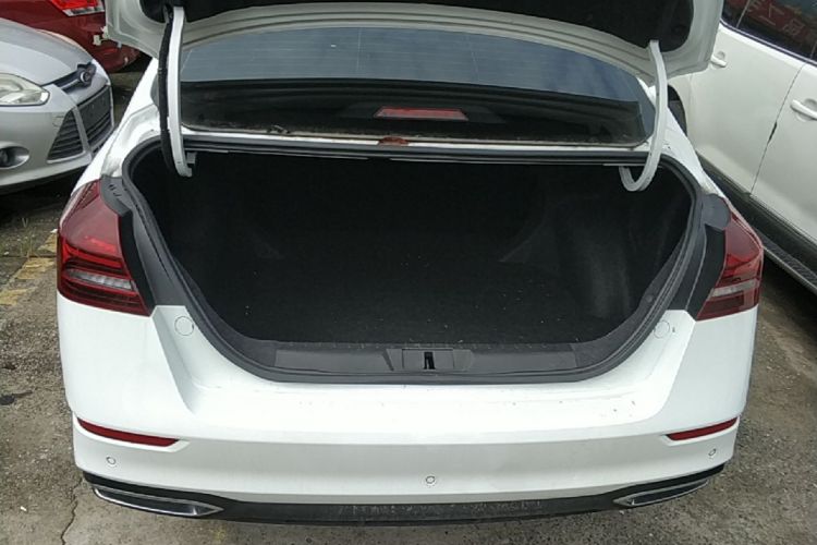 GEELY Emgrand 2022 car image #19