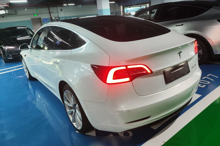 Tesla Model 3 2020 #5 Tesla Model 3 2020 car image #5