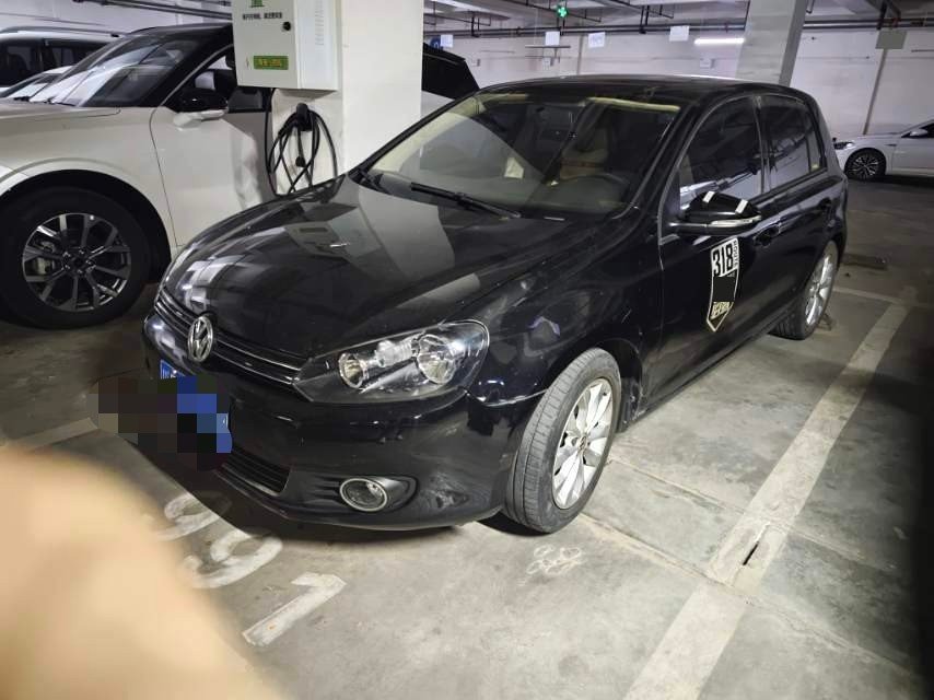 Volkswagen Golf 2012 Volkswagen Golf 2012 car image