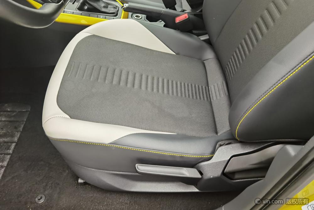 Volkswagen Polo 2020 car image #18