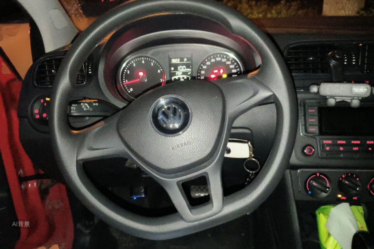 Volkswagen Polo 2014 #12 Volkswagen Polo 2014 car image #12