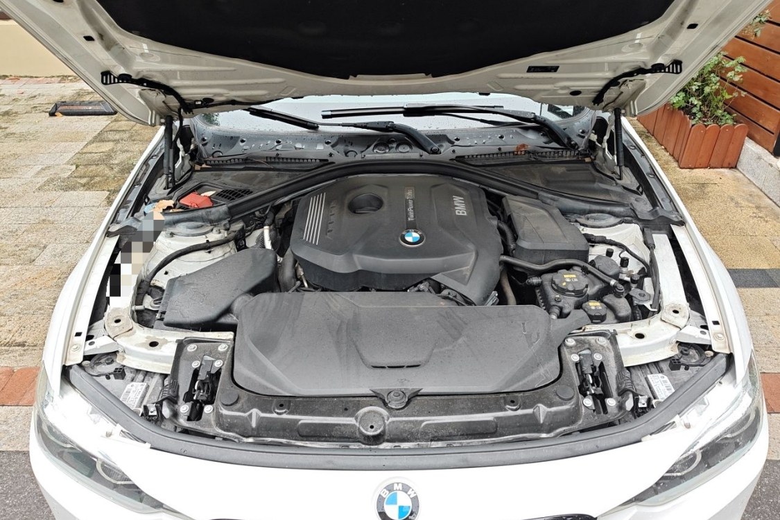 BMW 3 Series 2018 #10 BMW 3 Series 2018 immagine di auto #10