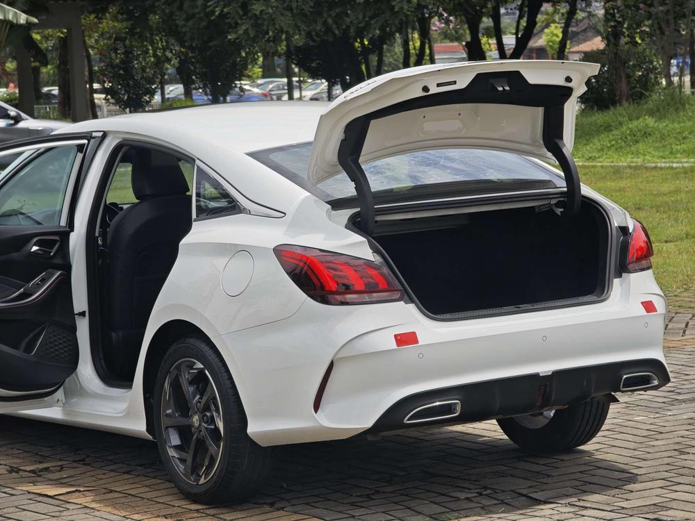 MG 5 2022 #11 MG 5 2022 car image #11