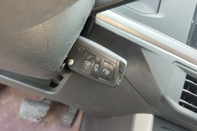 Volkswagen Polo 2020 car image #10