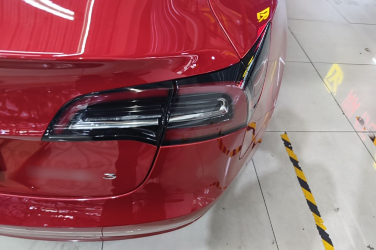 Tesla Model 3 2020 car image #8