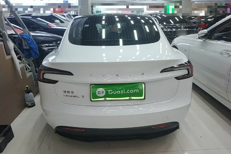 Tesla Model 3 2024 #6 Tesla Model 3 2024 immagine di auto #6
