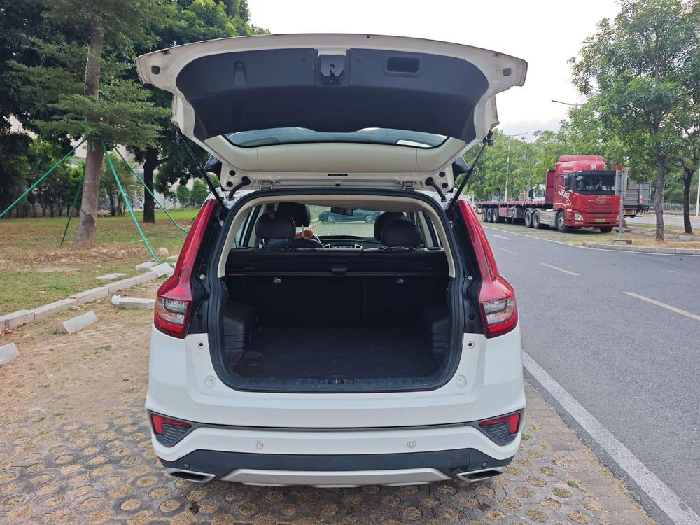 GEELY Vision X6 2018 image de voiture #23