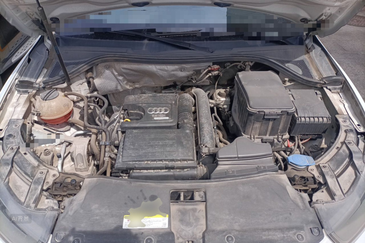 Audi Q3 2015 car image #22