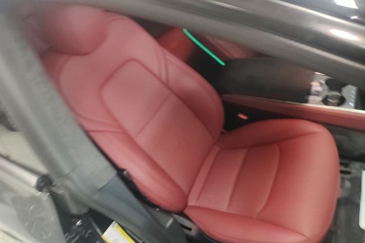 Tesla Model 3 2023 car image #24