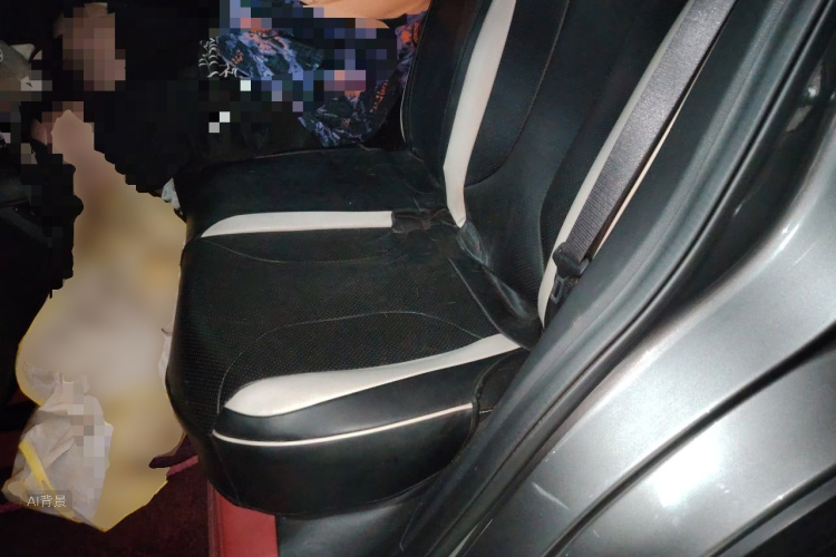 GEELY Coolray 2023 car image #19