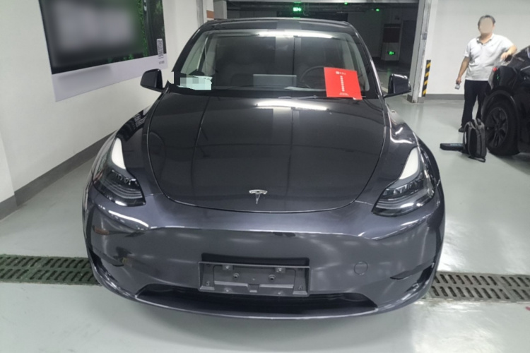 Tesla Model Y 2024 car image #3